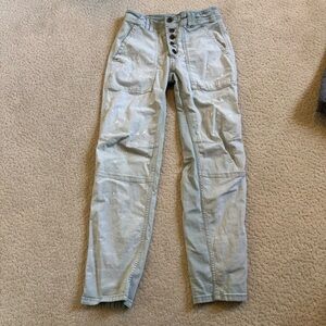 Pilcro The Wanderer Button Fly Distressed Paint Splatter Light Green Pants 25